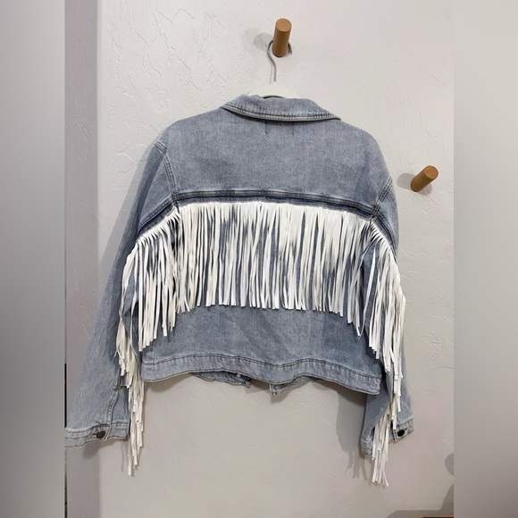 NWT Vigoss denim blue jean jacket with fringe 100% cotton size large - Picture 5 of 12